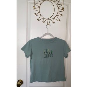 Green Plant Embroidered T- Shirt Size M